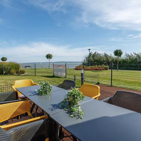 Royal Cafe Apartman Keszthely Exterior photo